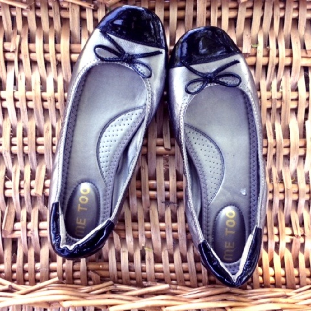 Me Too Luca 5 silver and black flats